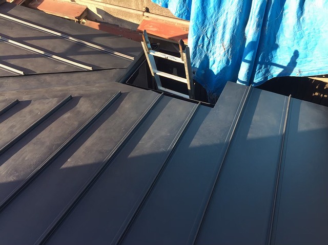 立平工法で屋根の増設